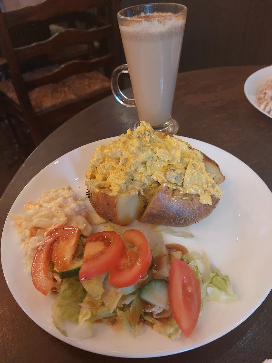 Upton Central Café Photo 10
