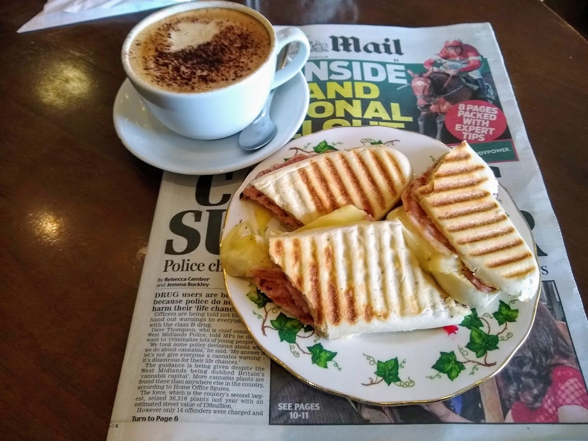 Upton Central Café Photo 8