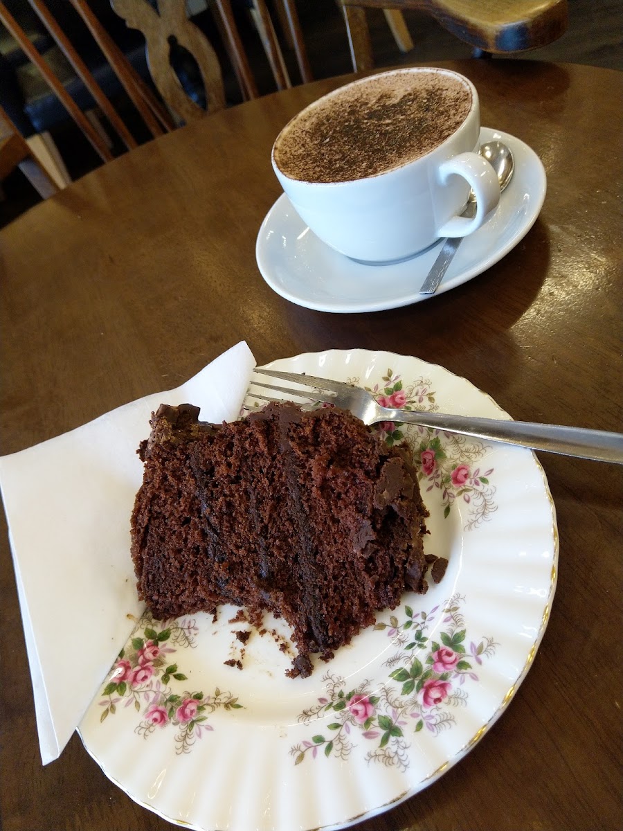 Upton Central Café Photo 9