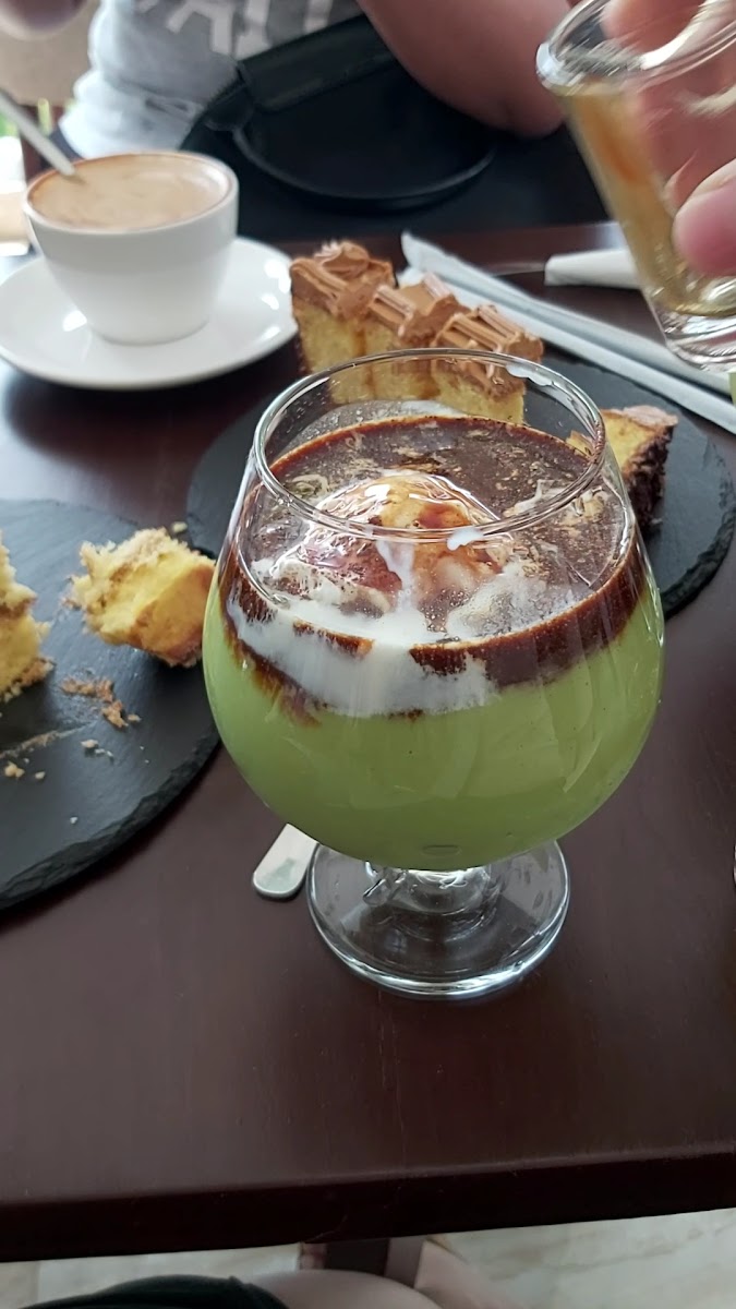Caffeine Suite Photo 2