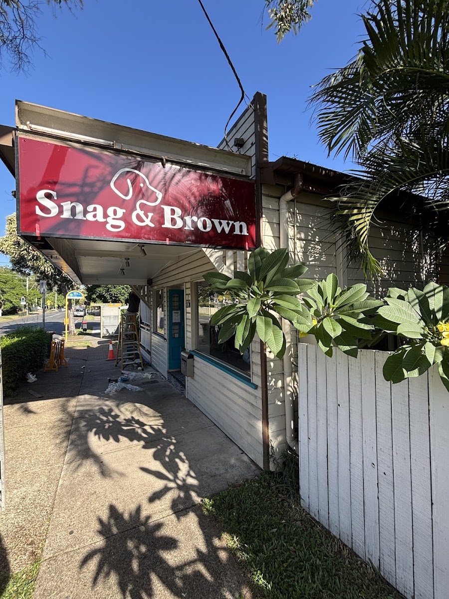 Snag & Brown