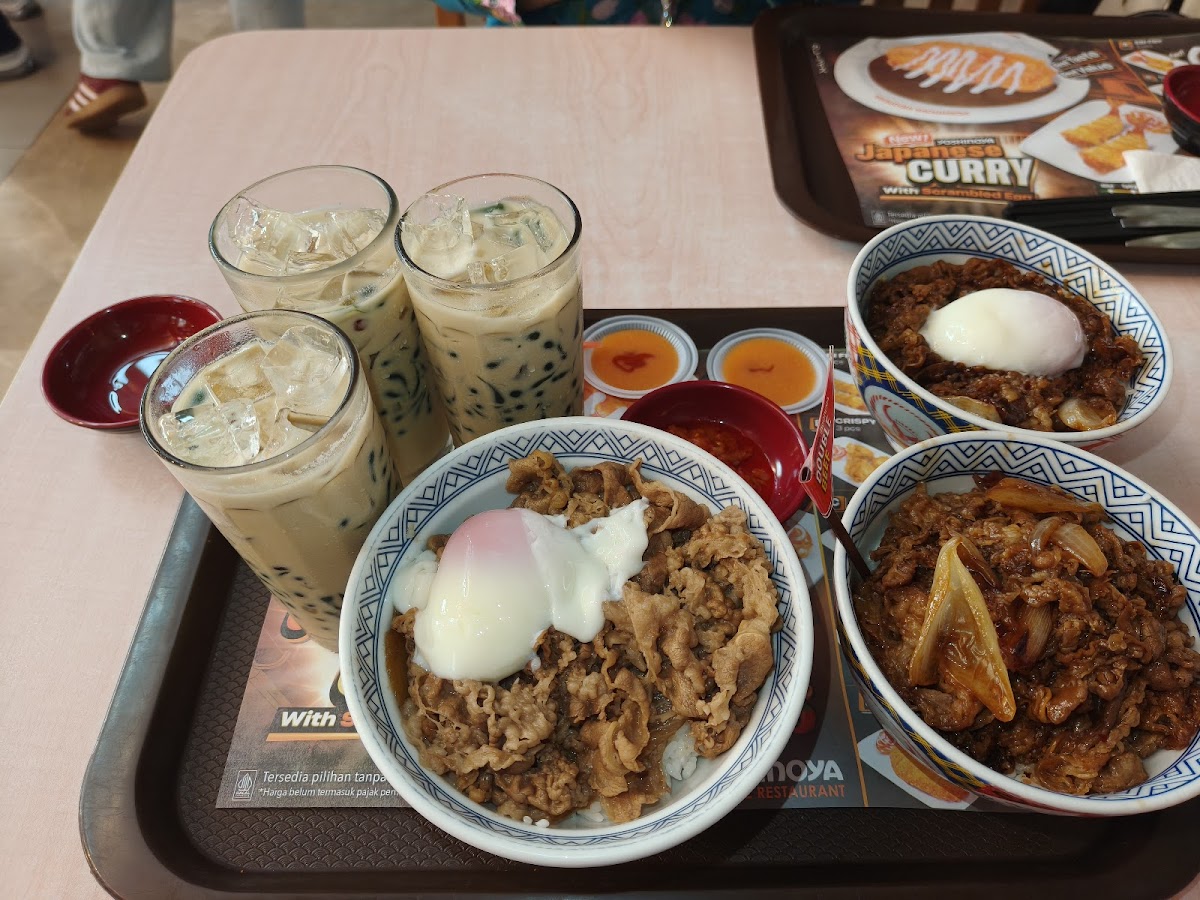 Yoshinoya Terminal 3 Airport Soekarno-Hatta Photo 3