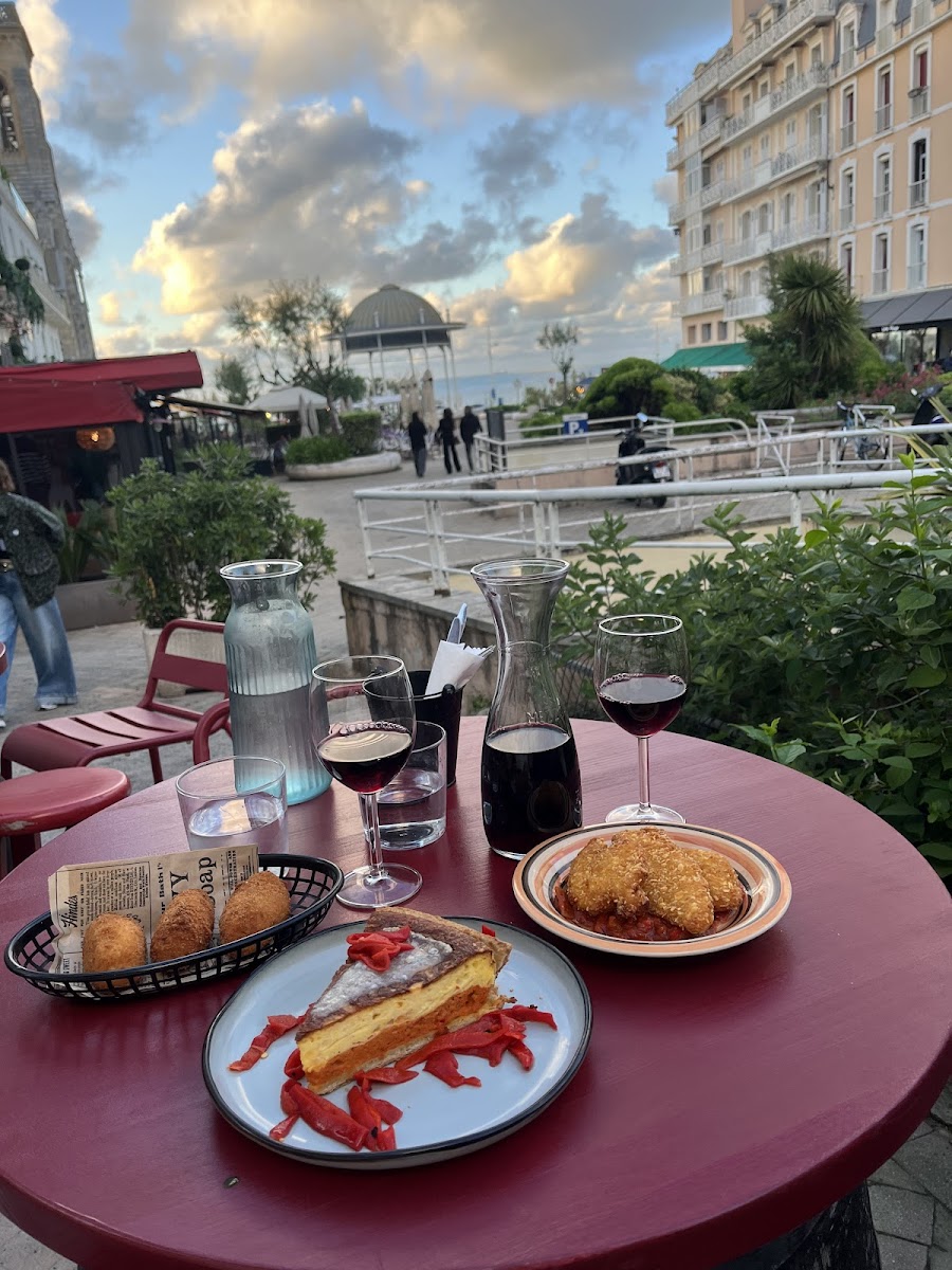 Bistrot Etxeko Photo 4