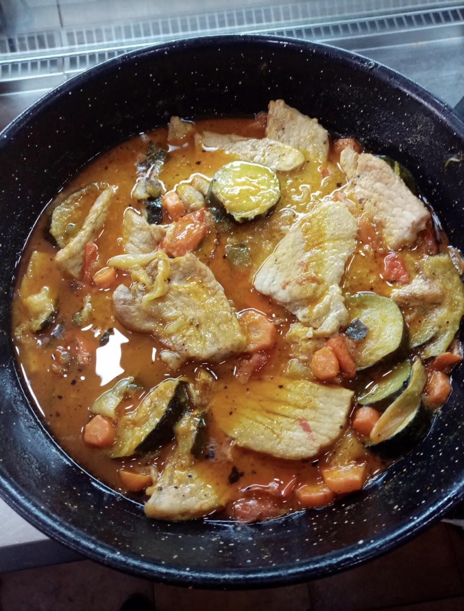 Como En Casa Asador De Pollos Comida Casera Para Llevar Photo 9