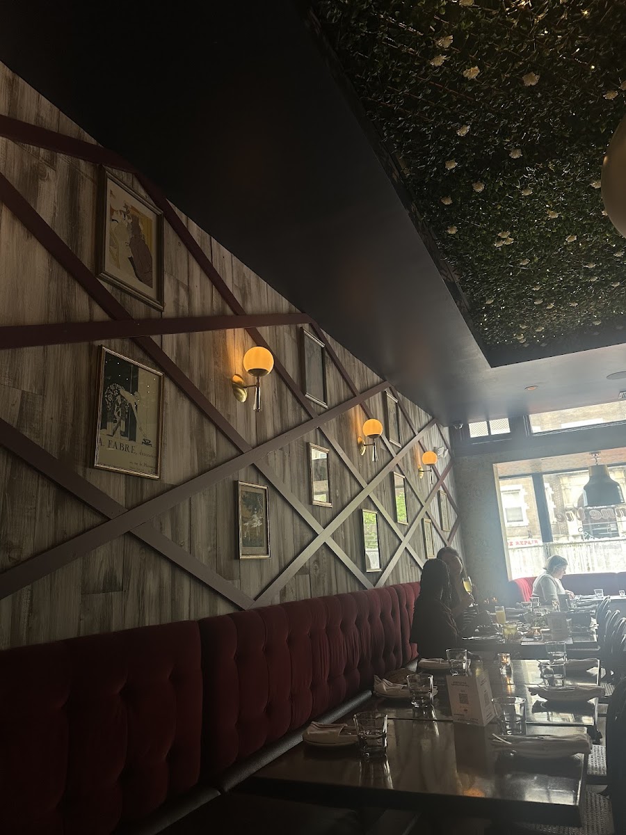 Bonne Vie Cafe and Bistro Photo 5