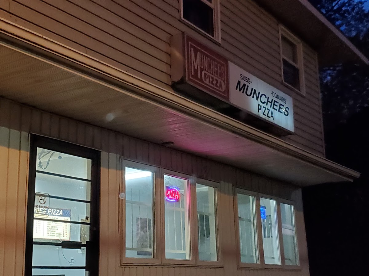 Munchees Pizza