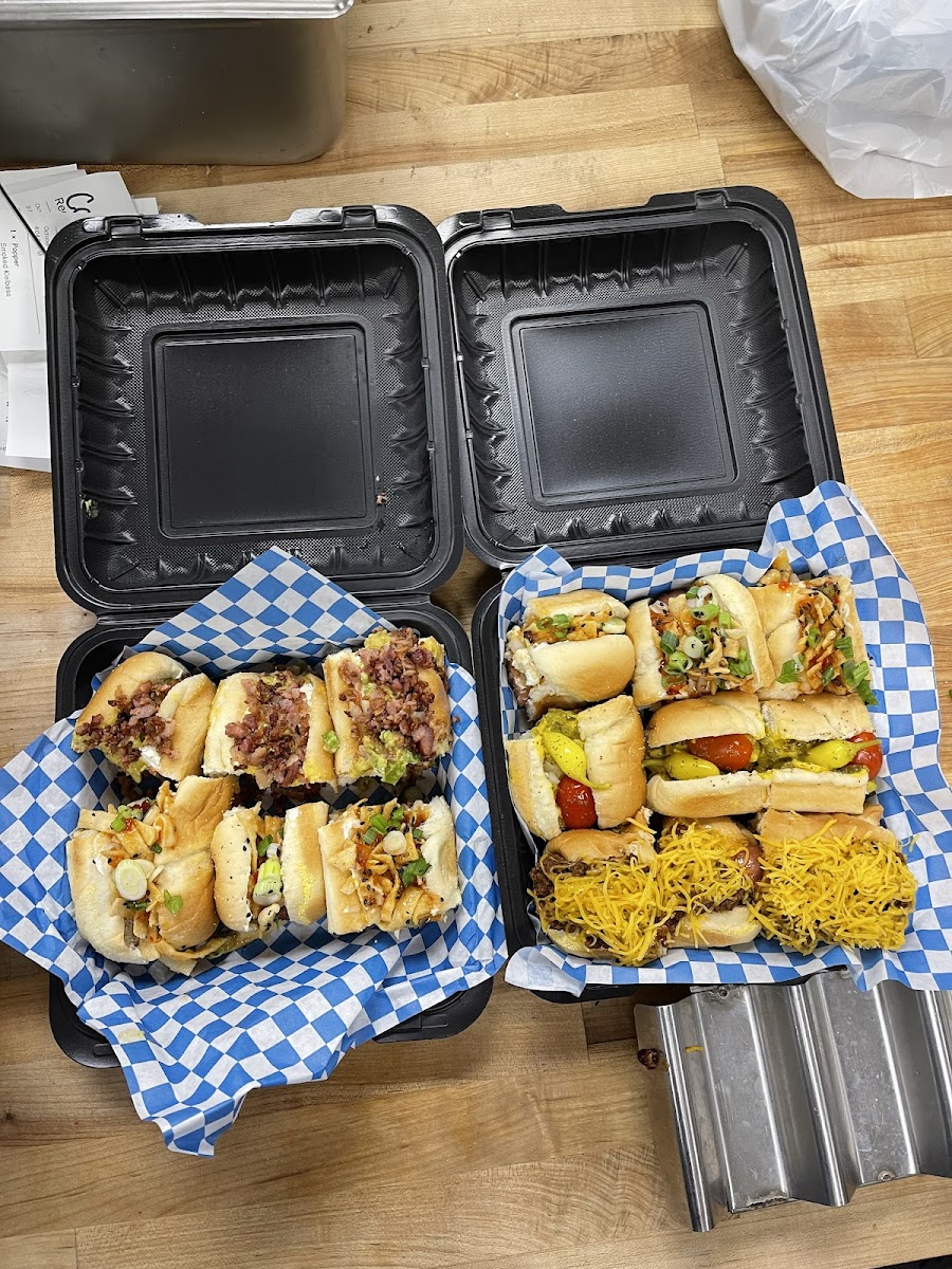 Harbor Haute Dogs Photo 5