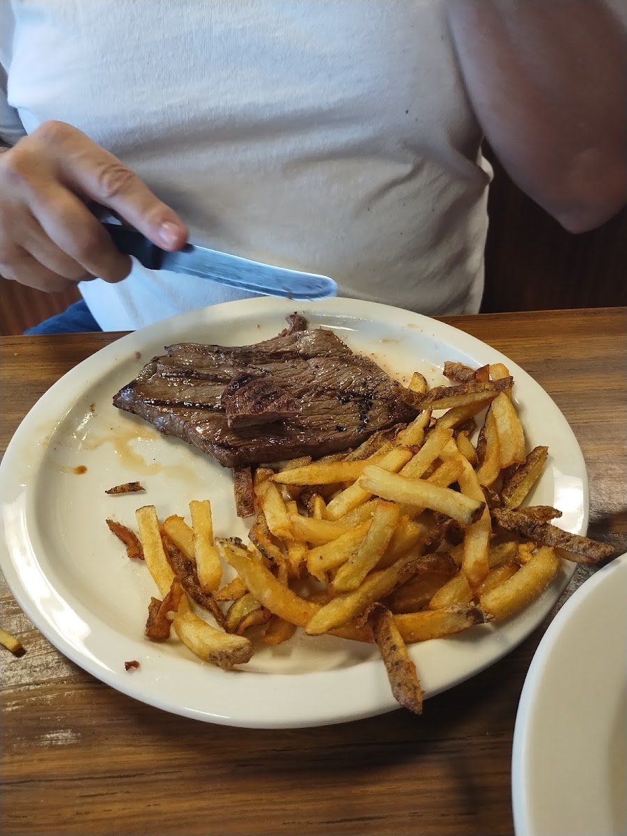 Franklin Steak House Photo 9