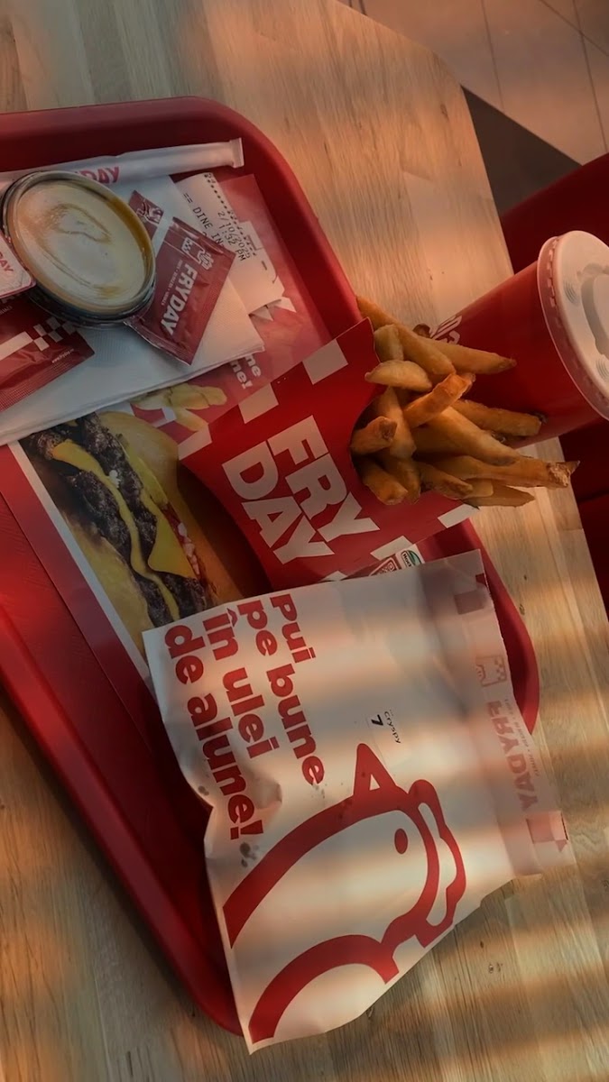 FRYDAY ORADEA Photo 2