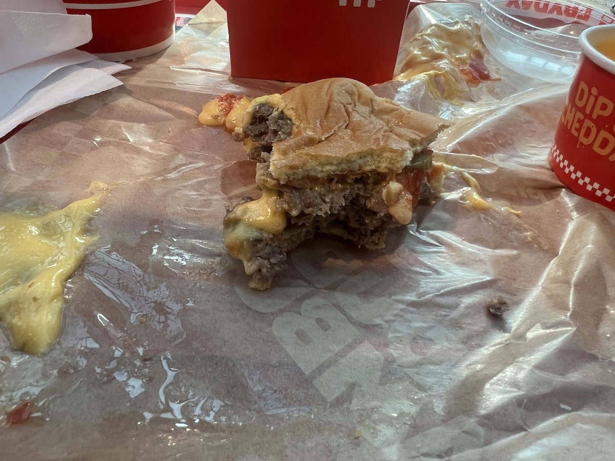 FRYDAY ORADEA Photo 7
