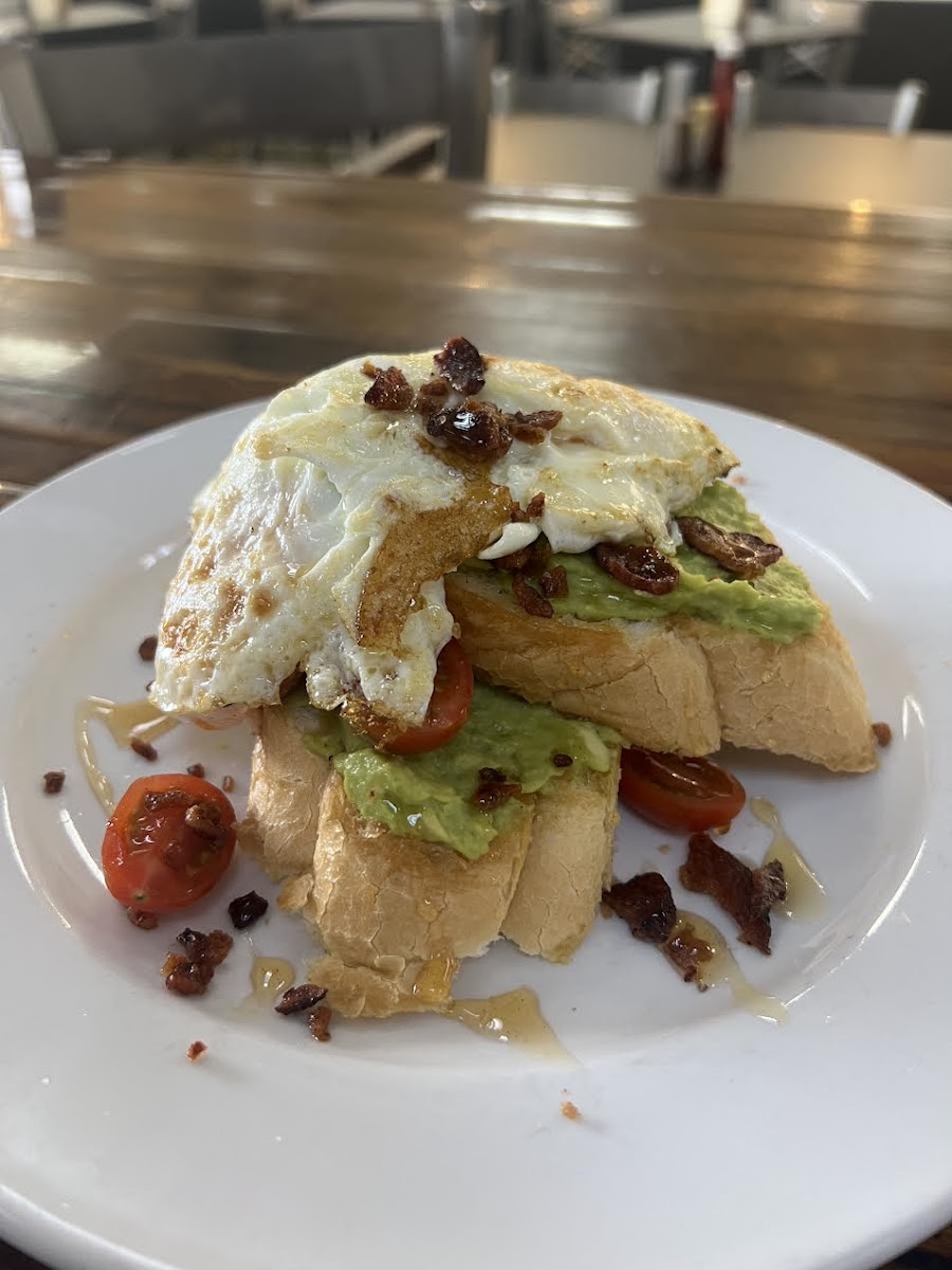 Angel's Breaksfast Bistro Photo 10