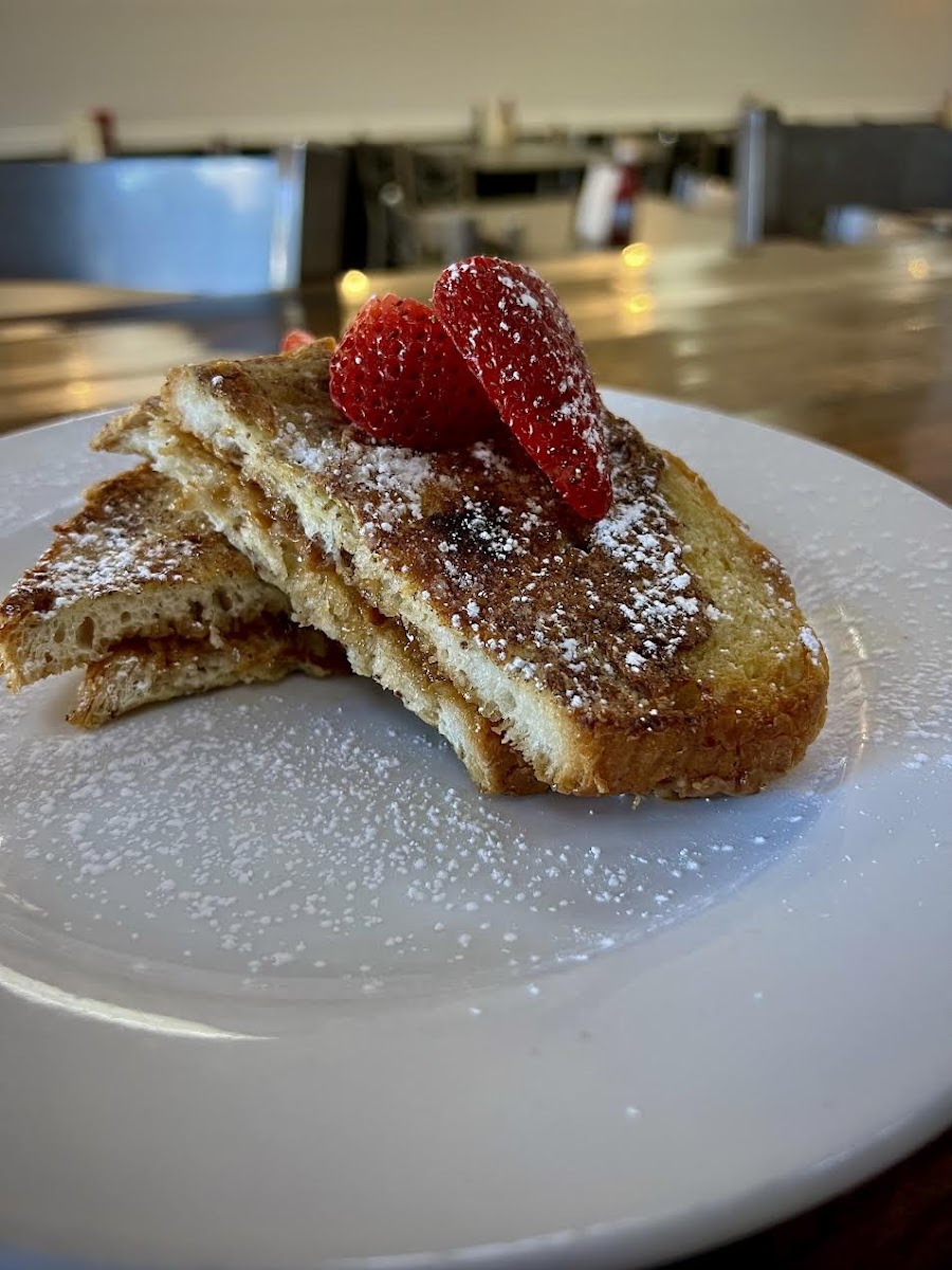 Angel's Breaksfast Bistro Photo 7
