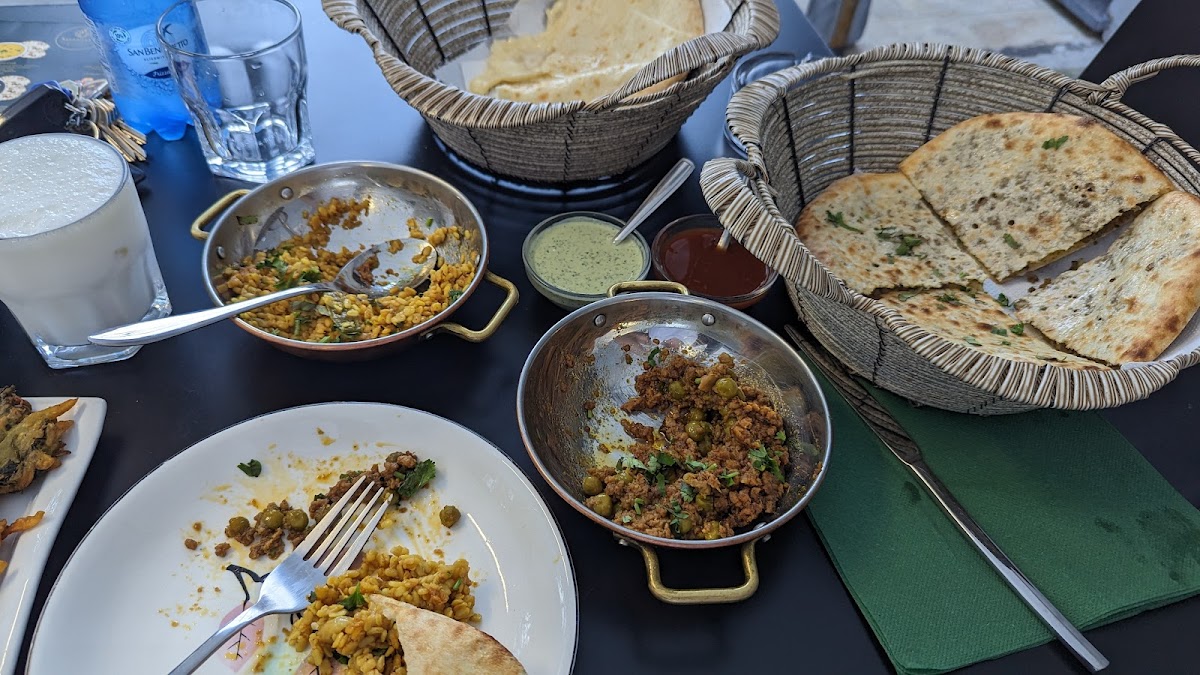 Shandar Takeaway Grill & Caffè Photo 5