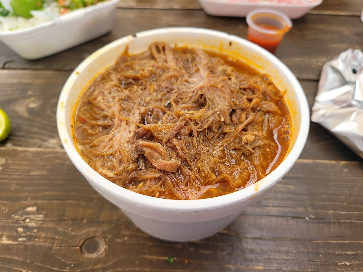 Los Fernandez, Birria y Barbacoa de Res Photo 9