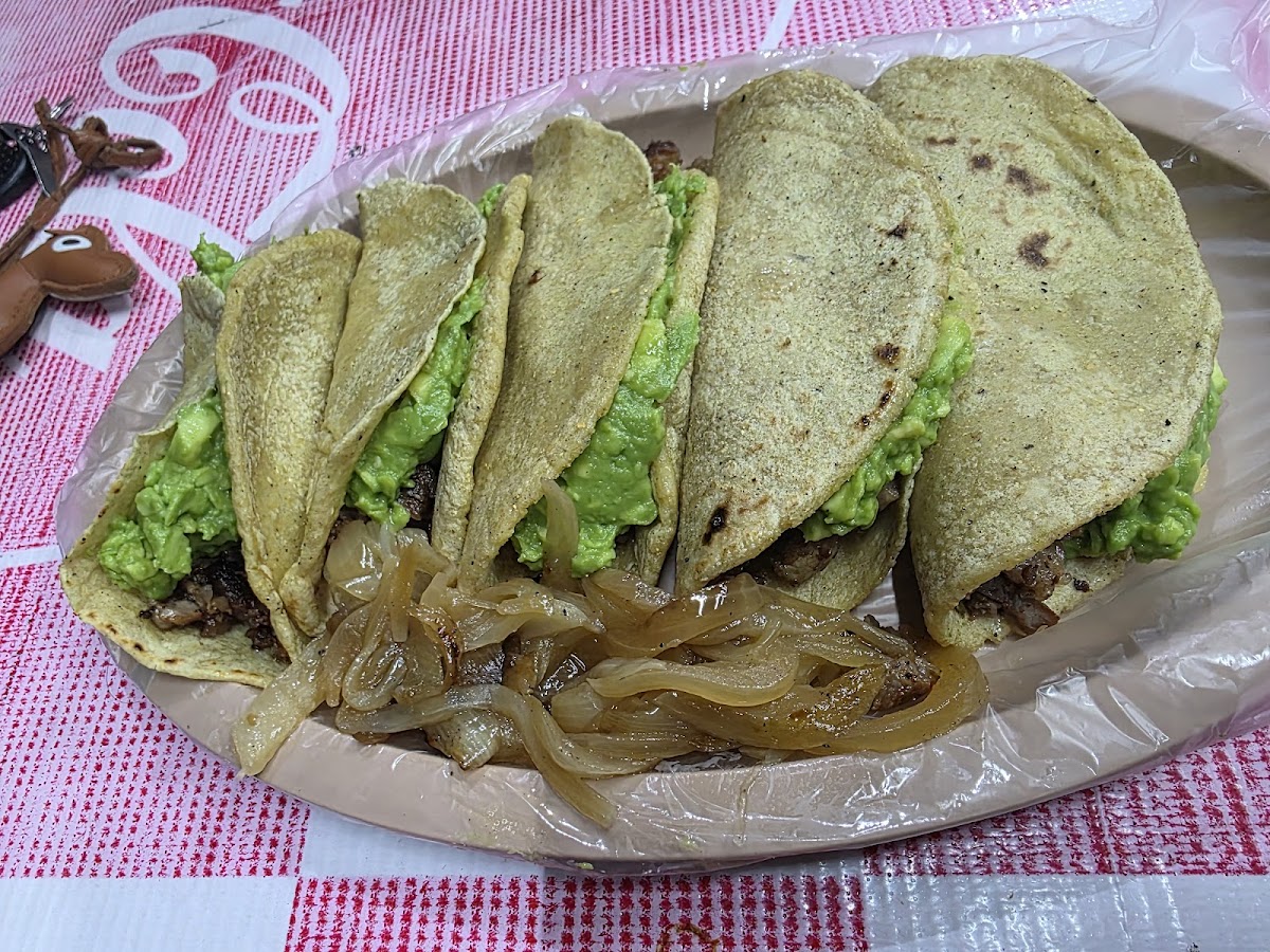 TACOS DE BARBACOA EL HERMANO (METROPLEX) Photo 4