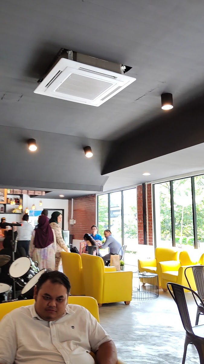 He & She Coffee UKM Photo 2