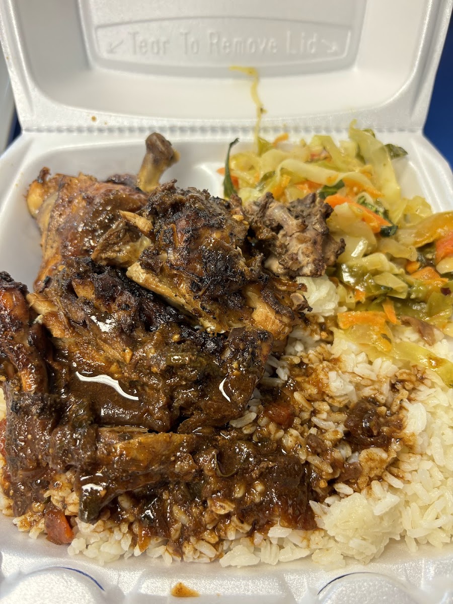 Sweet Pepper Caribbean American Restaurant Photo 5