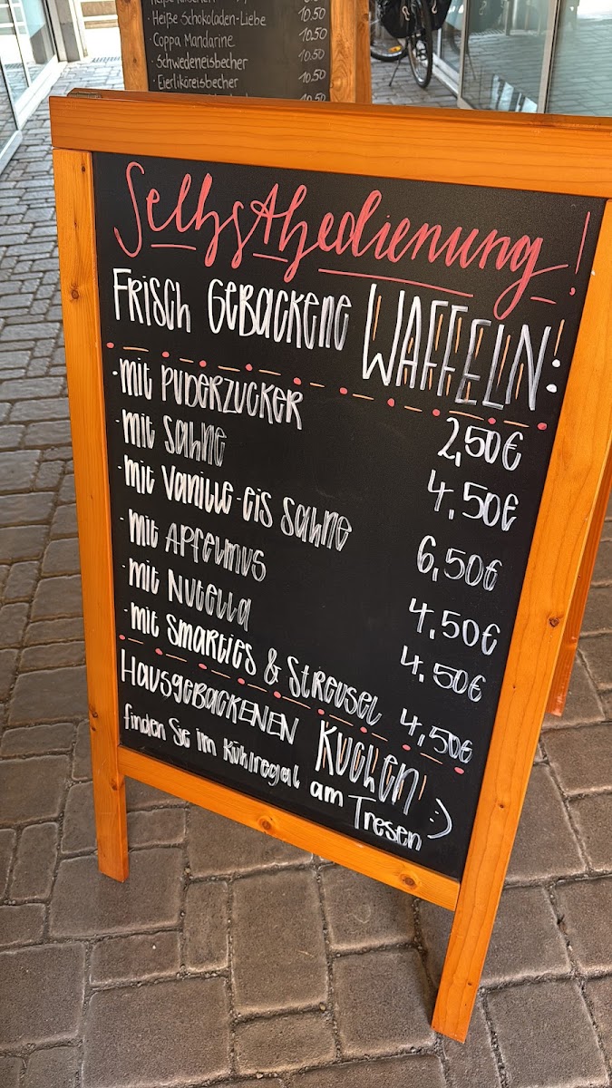 EISDIELE PFEFFERKUCHEN - Eis & Café am Schlossteich in Pulsnitz Photo Menu 4