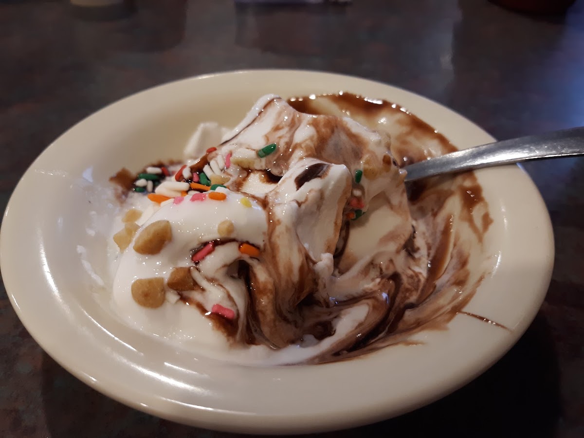 Grecian Steak House Photo 9