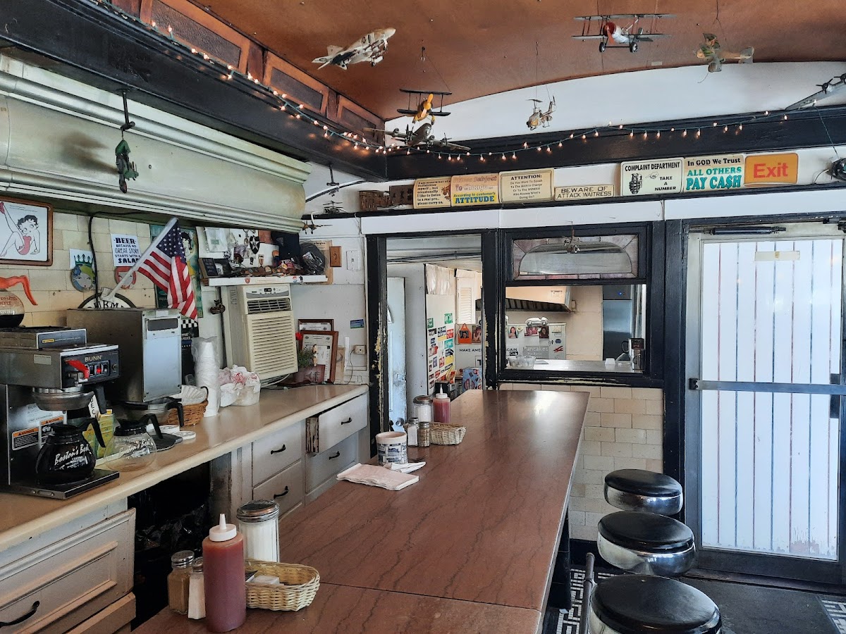 Shirley Airport Diner