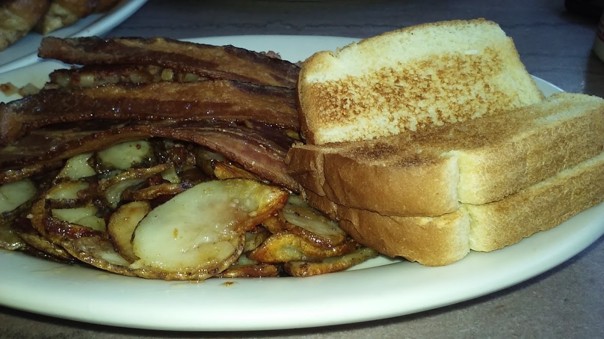 Shirley Airport Diner Photo 10