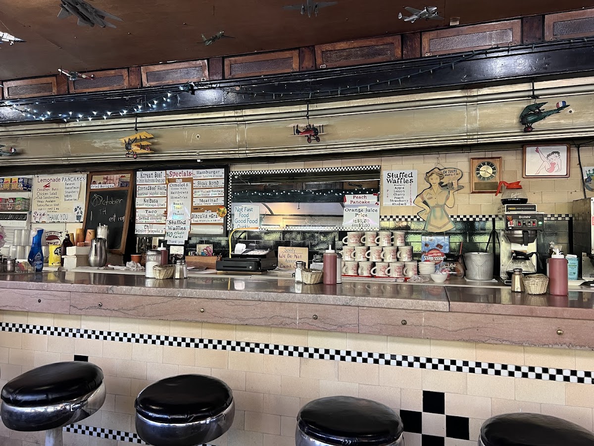 Shirley Airport Diner Photo 3