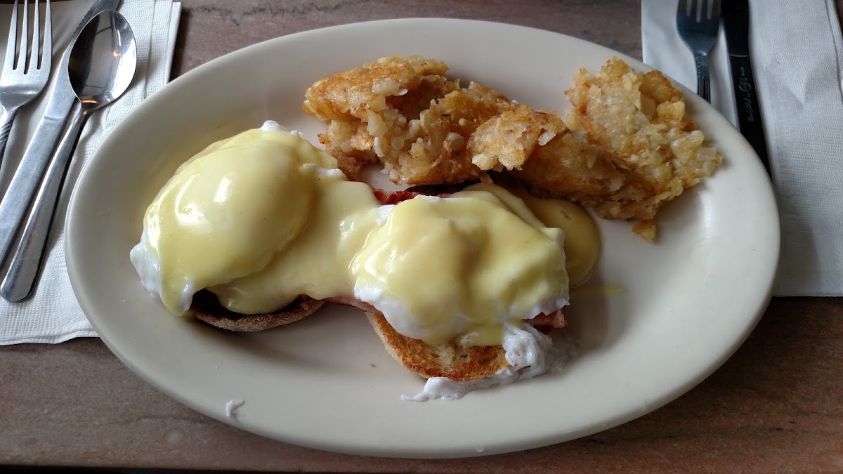 Shirley Airport Diner Photo 7