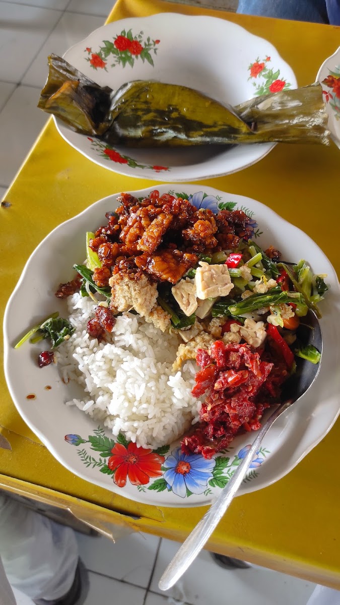 Warung makan mak Adam Photo 6