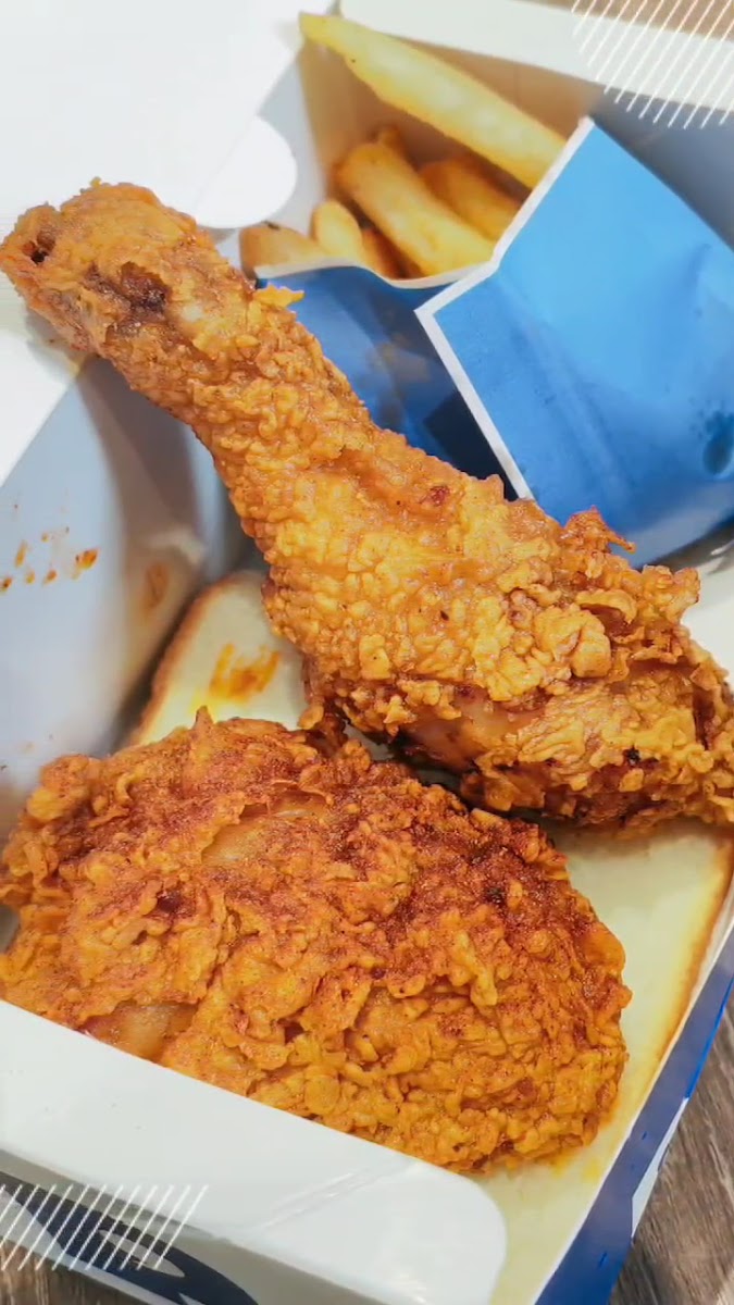 Pretty's Hot Chicken Damansara Uptown Photo 2