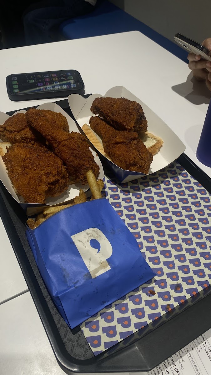 Pretty's Hot Chicken Damansara Uptown Photo 8