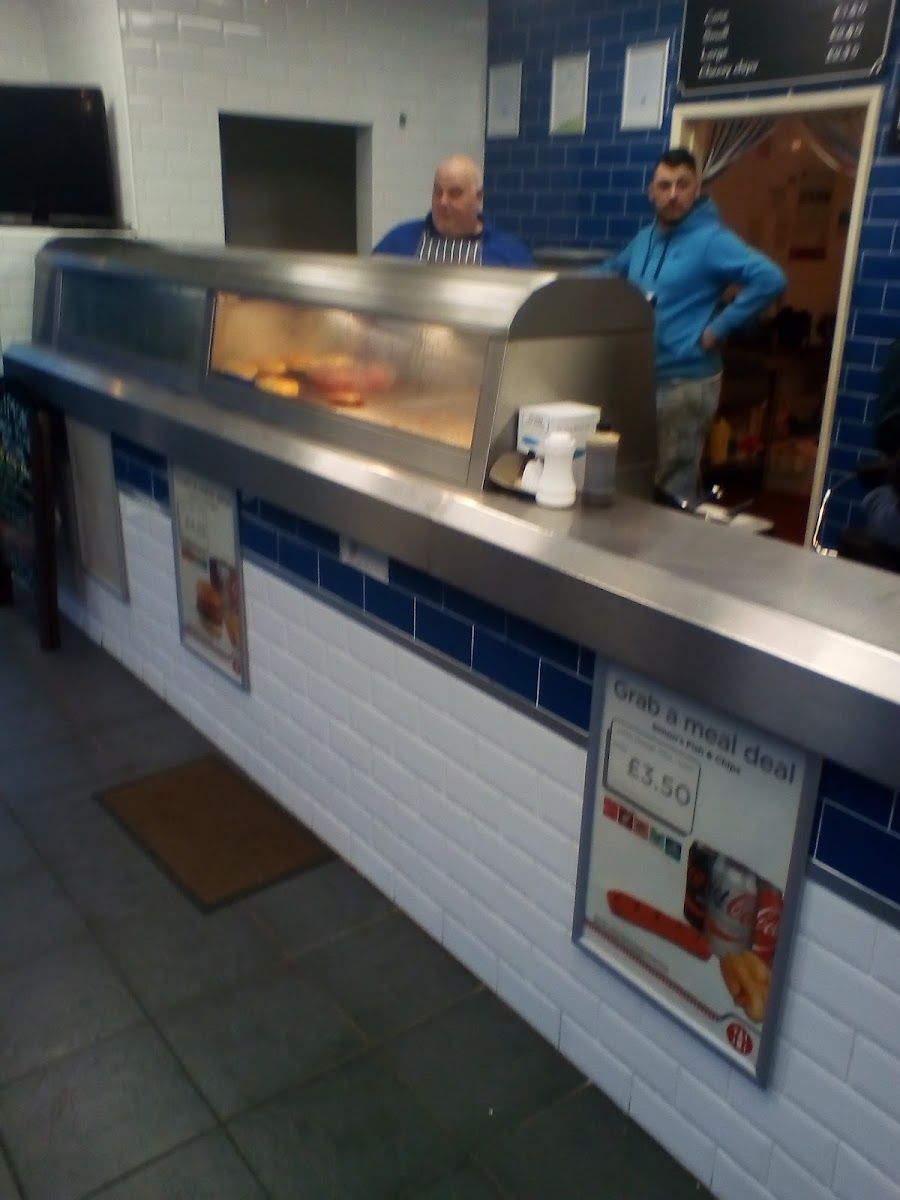 Simon's Fish & Chips Photo 7