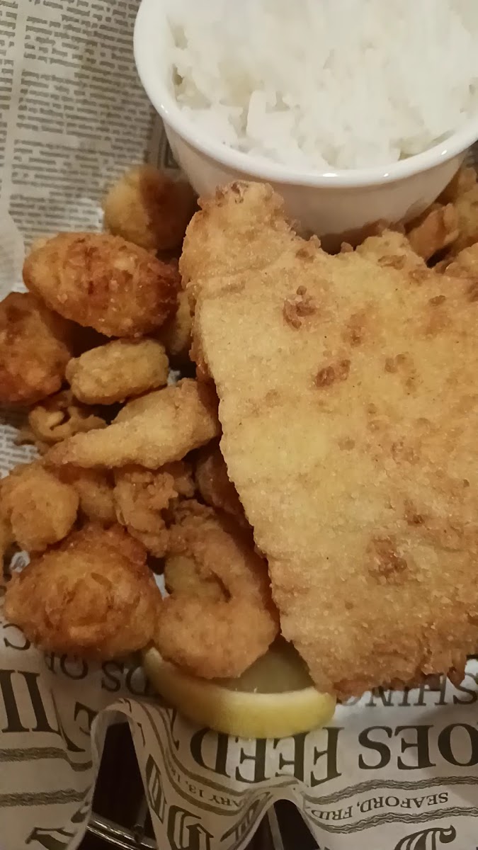 Nautilus Seafood & Grill Photo 2