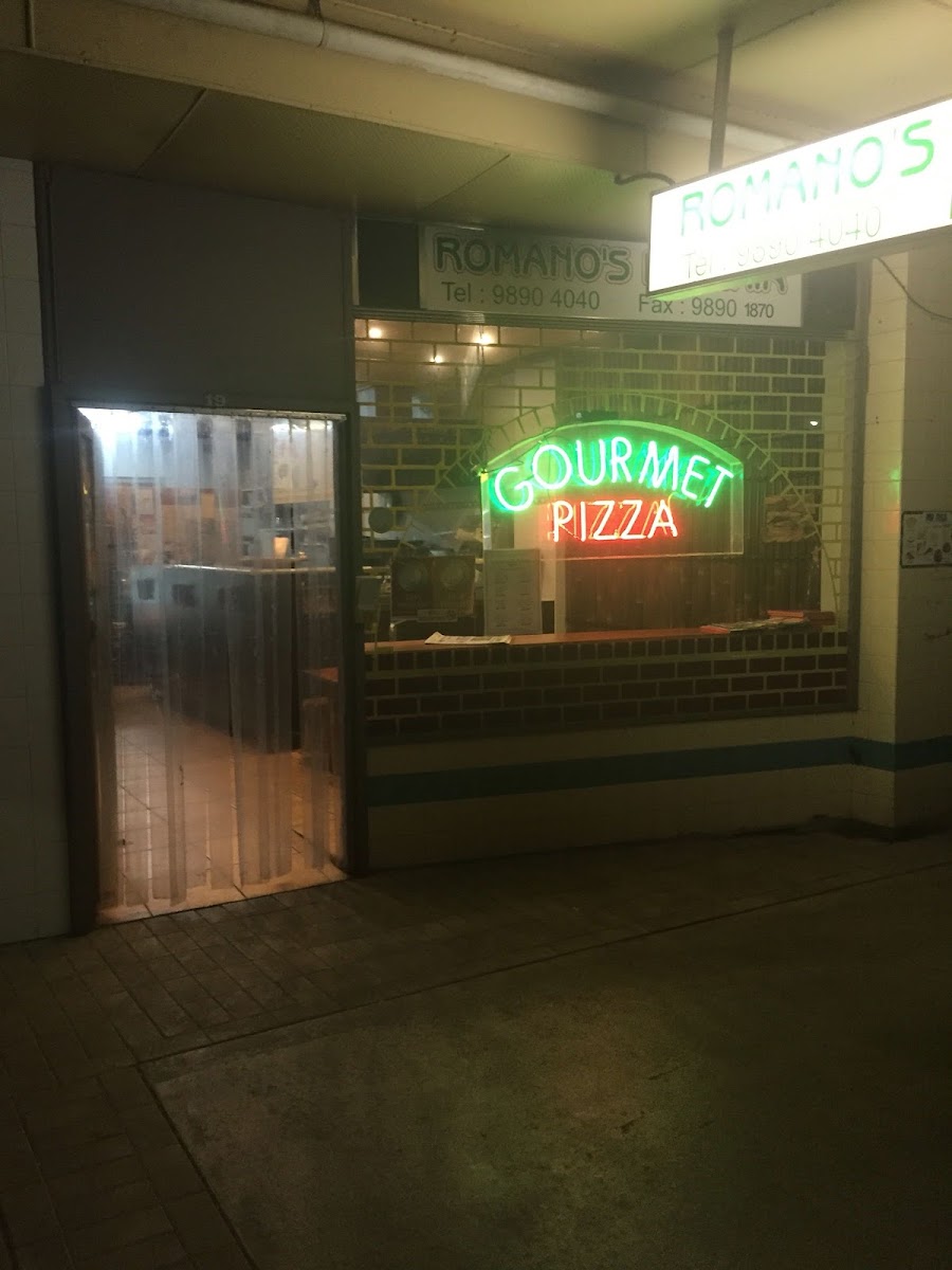 Romano's Pizzeria