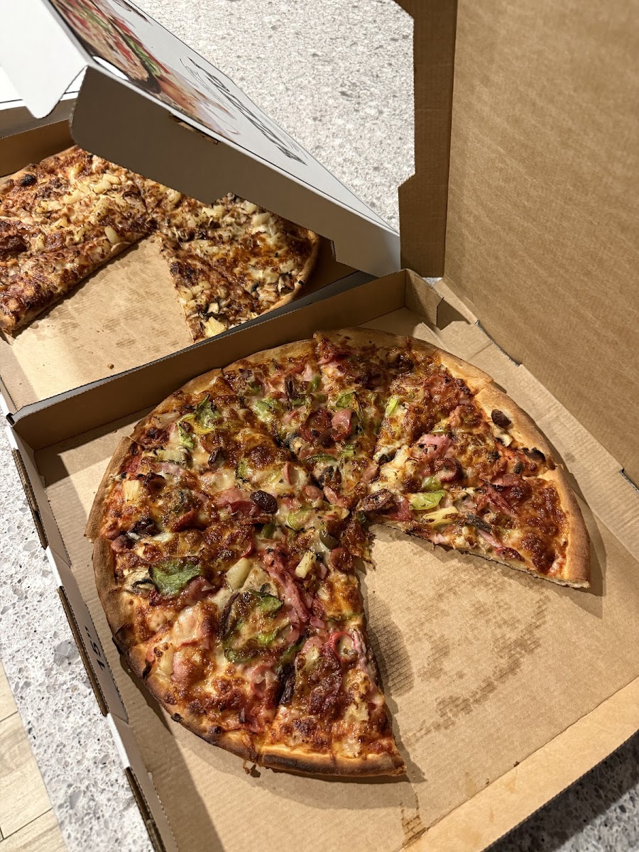 Romano's Pizzeria Photo 3