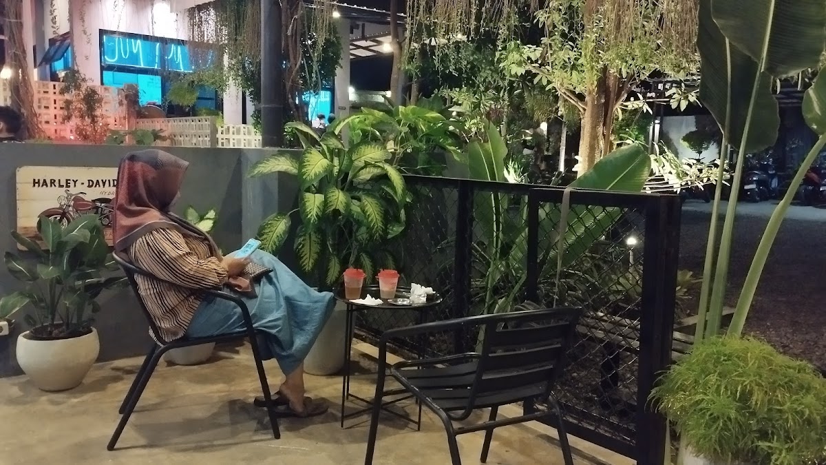 Mars Coffee and Space Photo 3