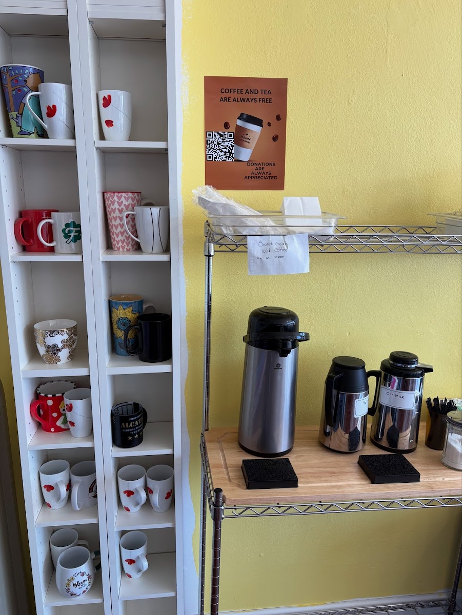 Makin' Groceries Cafe Photo 4