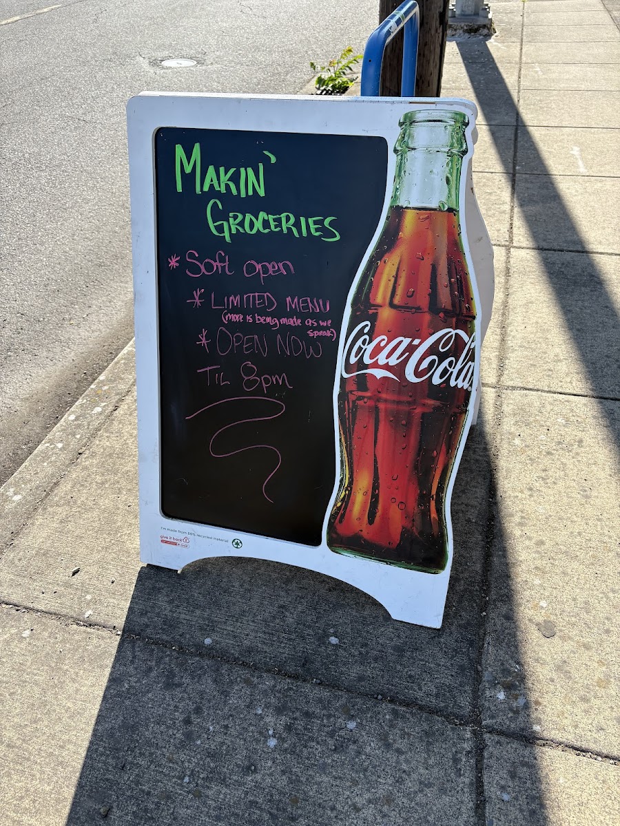 Makin' Groceries Cafe Photo Menu 6