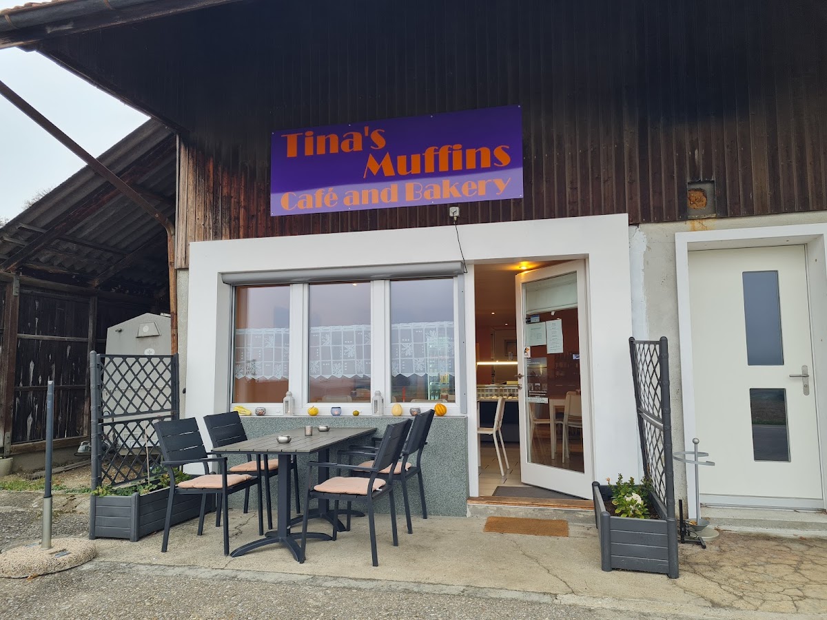 Tina’s Muffins Café and Bakery