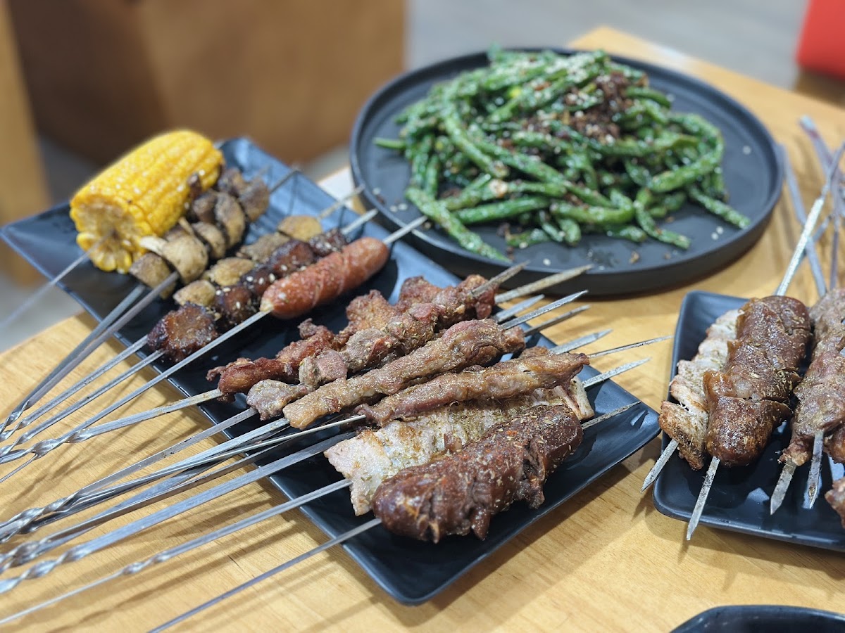 North Shore BBQ & KTV 夜烧 北岸店 Photo 4