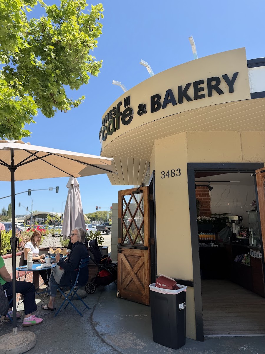Ones Cafe & Bakery Photo 3