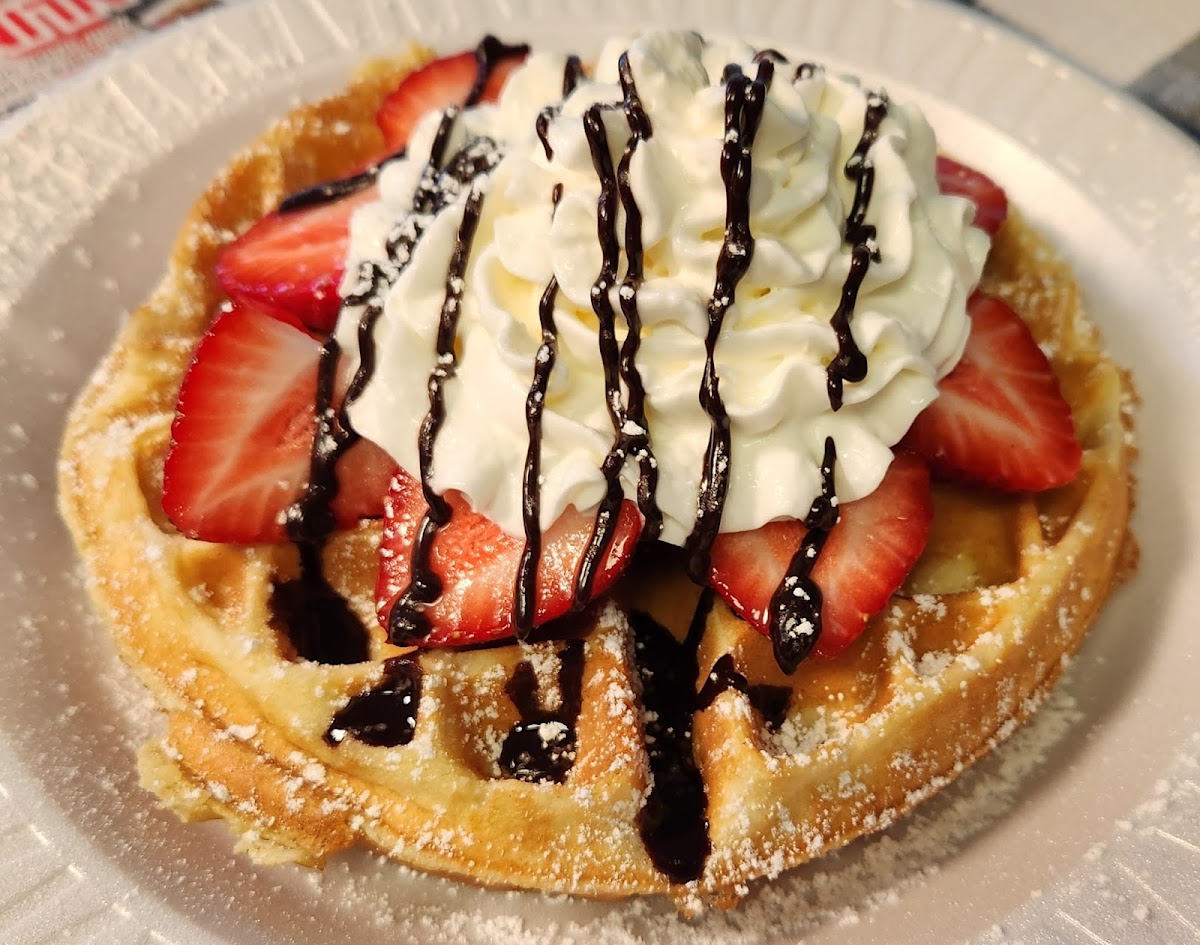 Rockin Chicken and Waffles Photo 6