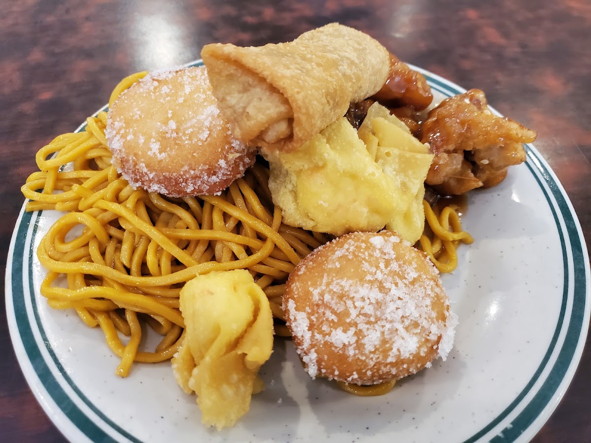 New Super Buffet Photo 3