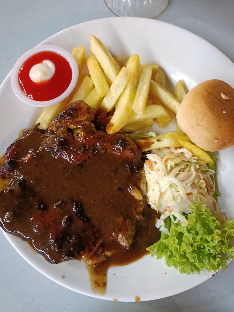 Cafe Pizza Sampan Photo 6