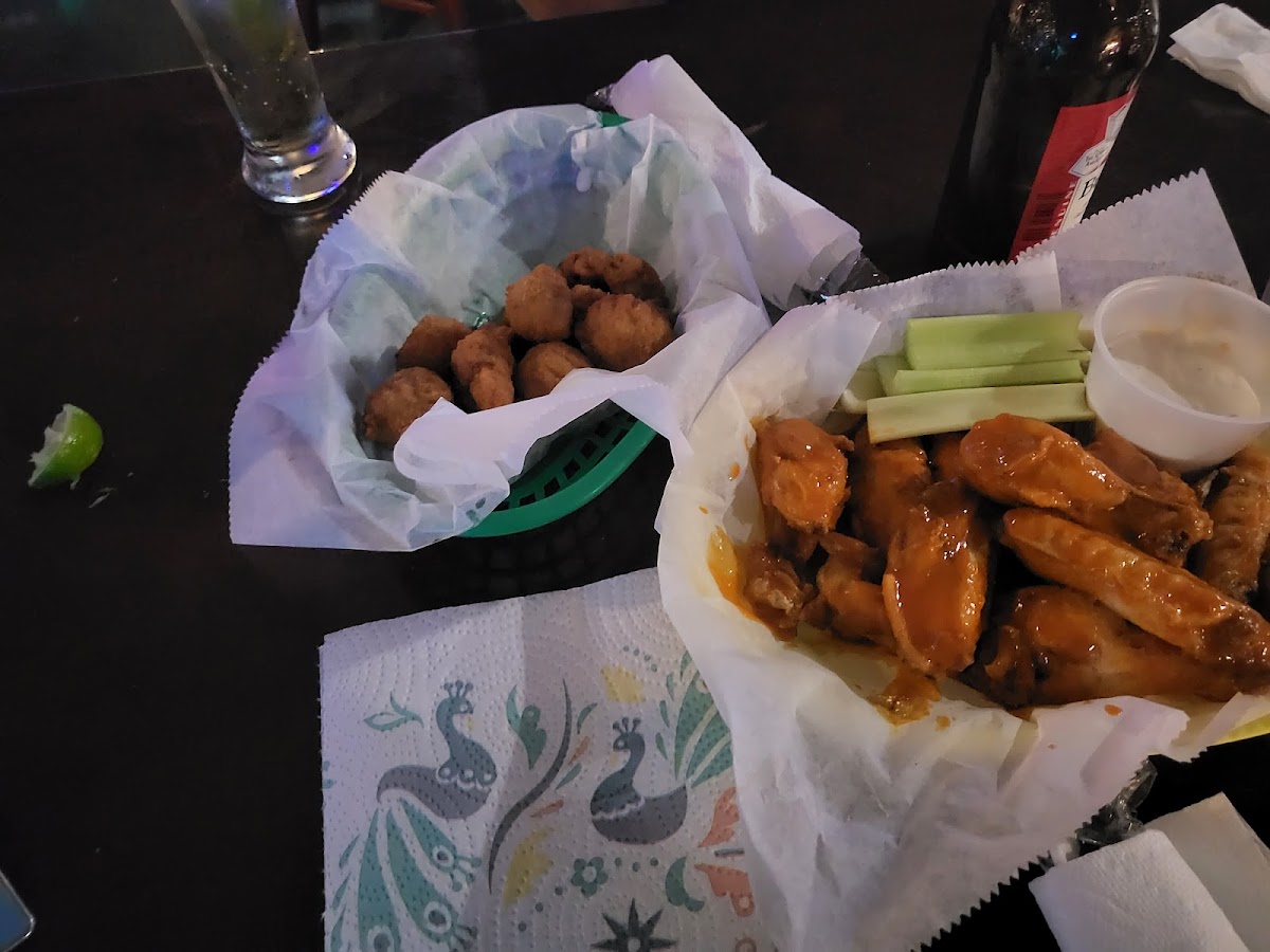 Sea Grass Sports Grill Photo 9