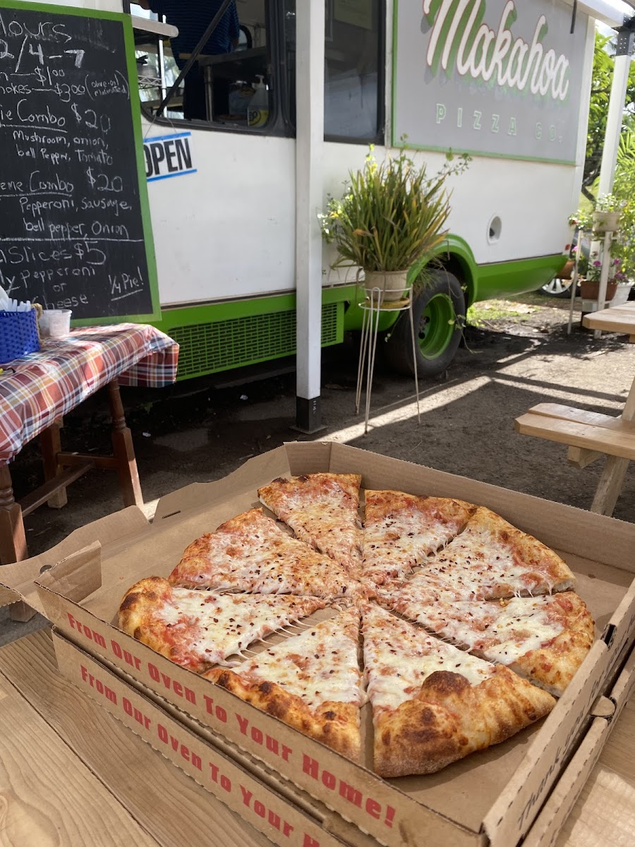 Makahoa Pizza Company Photo 4