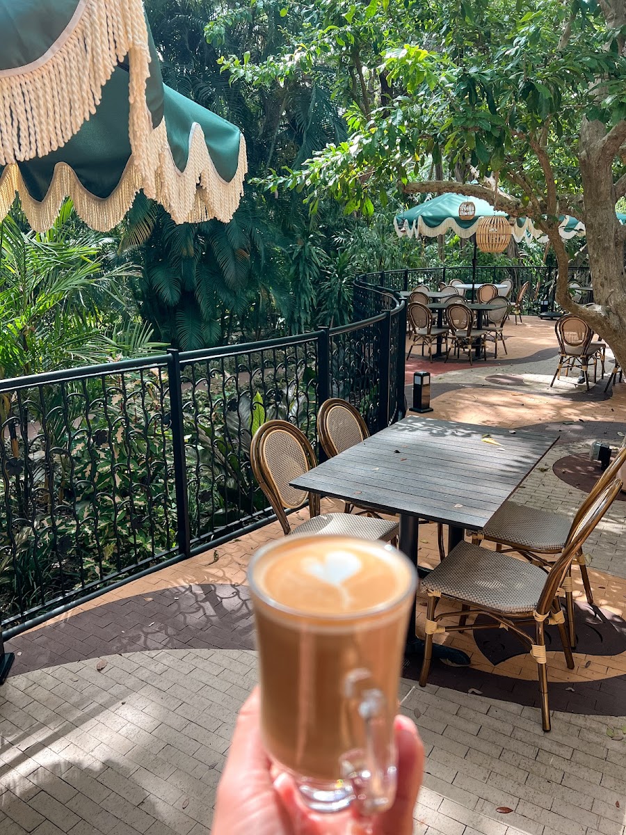 Bohemian Spark Cafe at Pinecrest Gardens Photo 3