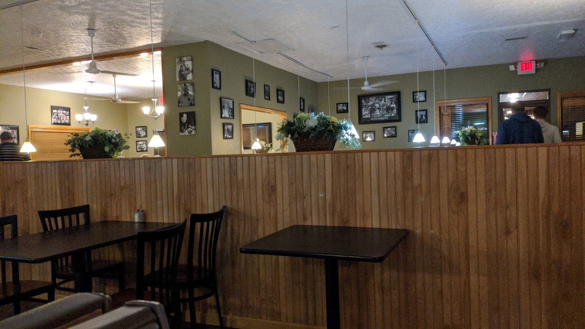 Duke's Steakhouse Photo 3