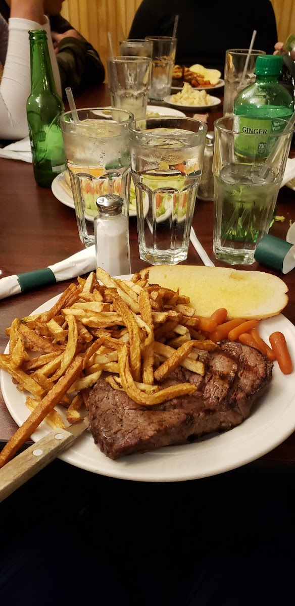 Duke's Steakhouse Photo 6