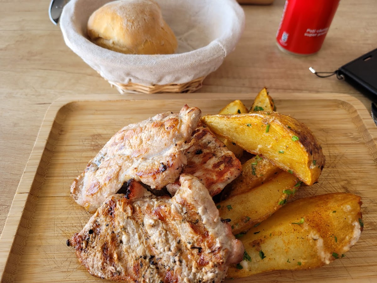 Casa Dan - GRILL Photo 10