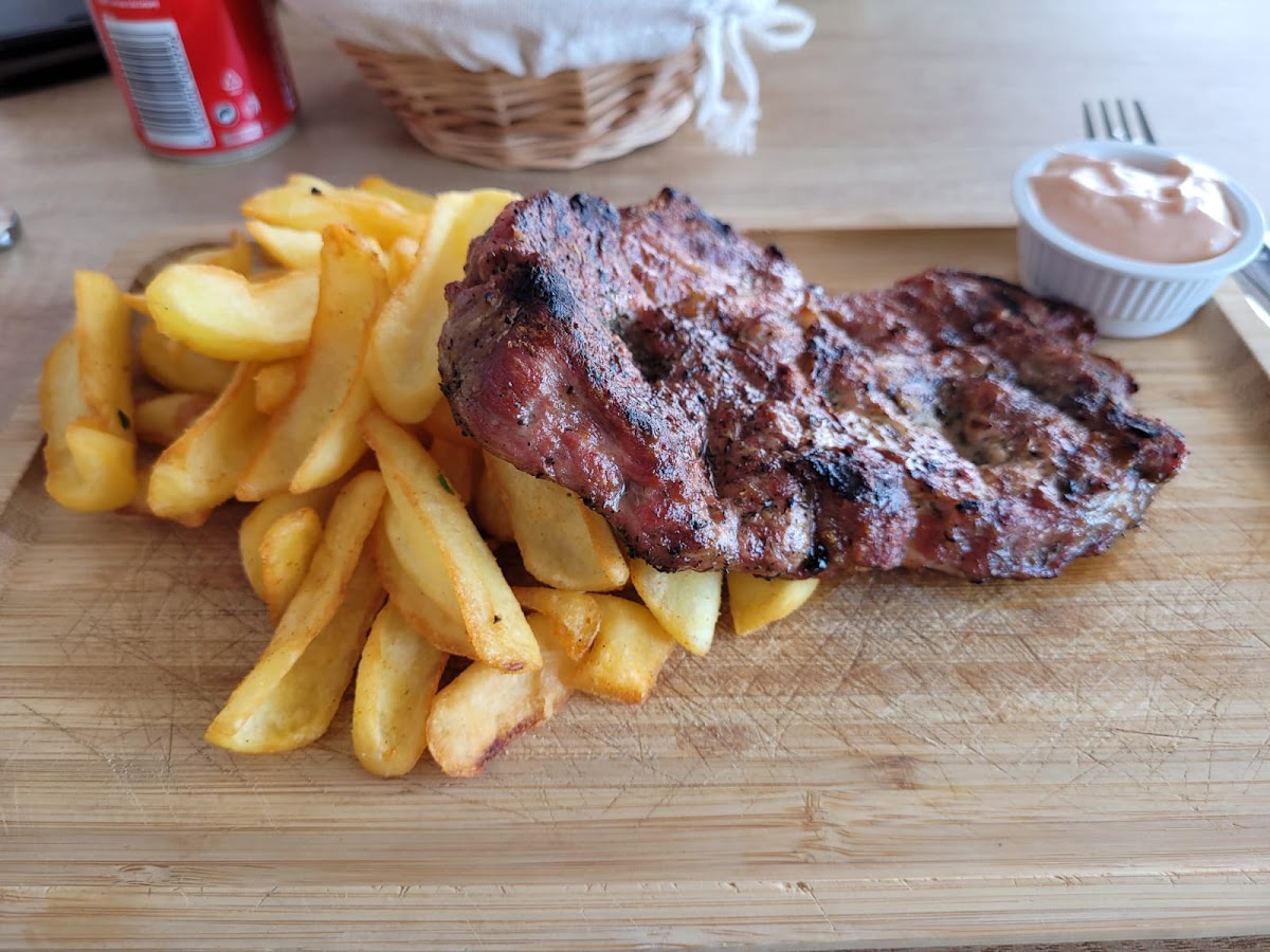 Casa Dan - GRILL Photo 9